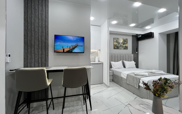 New Modern Classic City Center Apartments