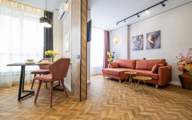 Flat s Vidom na Rossiyskiy Prospekt
