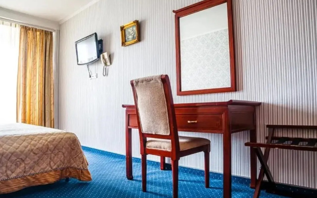 Komandor Hotel