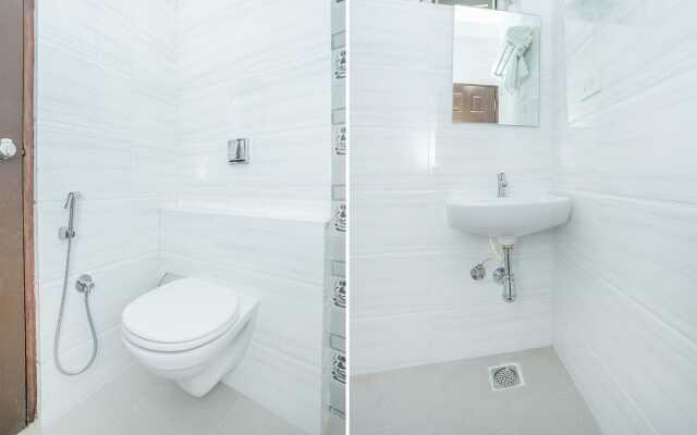 Отель Dollars Nest