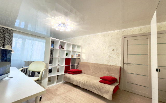 Na Komsomolskom Prospekte 11 Flat