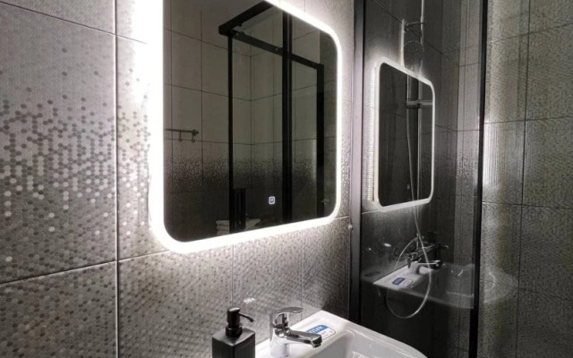 Vozle Akvaparka I TRTs Planeta Apartments