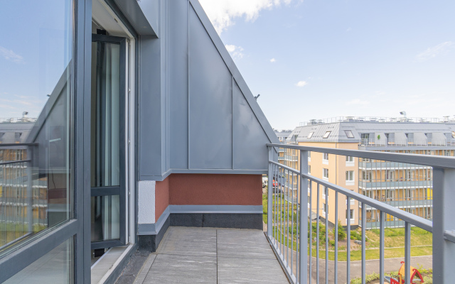 Апартаменты Двухкомнатная Квартира на Мансардном Этаже