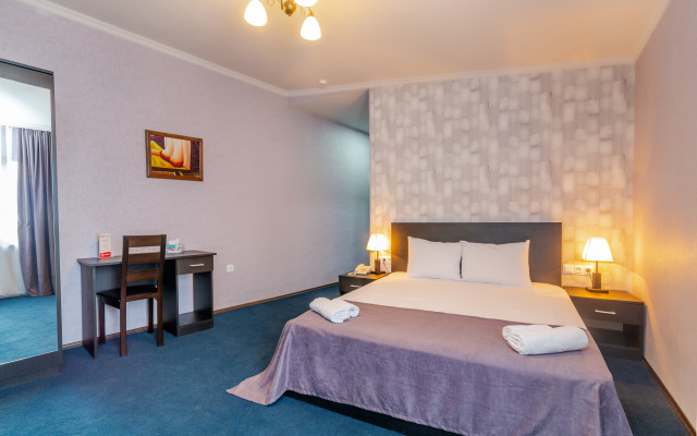 Merlin Hotel