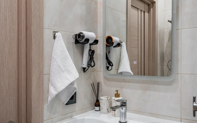 Svetlaya Studiya Ryadom S Metro Nizhegorodskaya Apartment