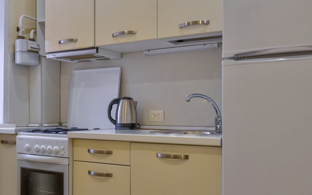 Апартаменты Розы Люксембург 12