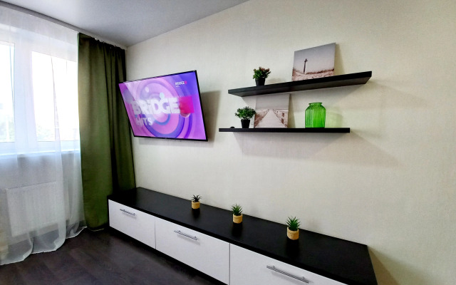 V Serdtse Vostochnogo Rayona Flat