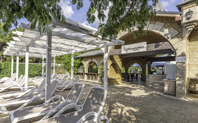 Kurortnyj otel' Alean Family Biarritz