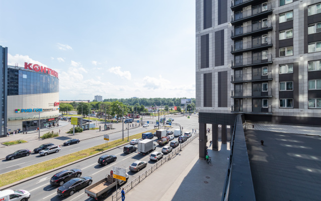 Uyutnaya Studiya U Metro Bukharestskaya Flat