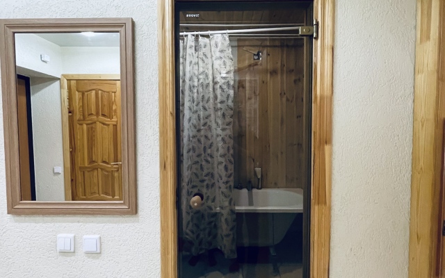 Квартира 1-а комнатная рядом с Ижевским Зоопарком , ИжГТУ, ИжГСХА