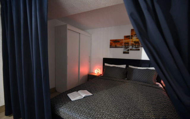 Kolizey 1 Apartments