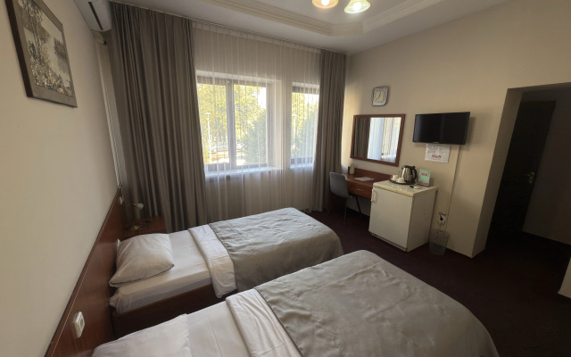 Отель Saya Hotel Almaty
