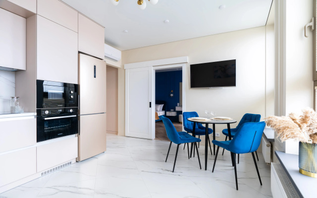 Dizaynerskaya U Zaliva V Zhk Golden Siti Flat