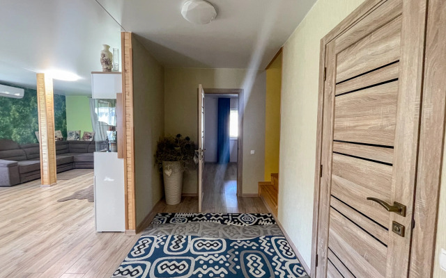 Uyutny Nedaleko Ot Morya Private house