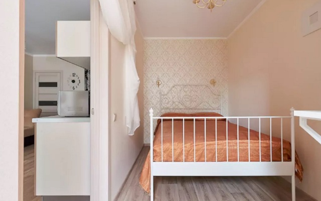 V Tihom Tsentre Flat