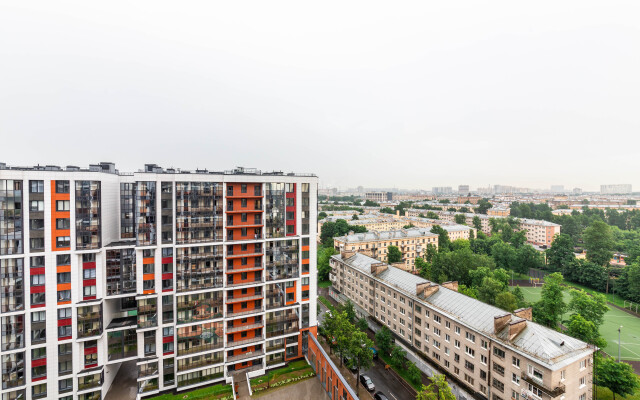 Studiya u metro Lomonosovskaya s luchshim remontom Flat