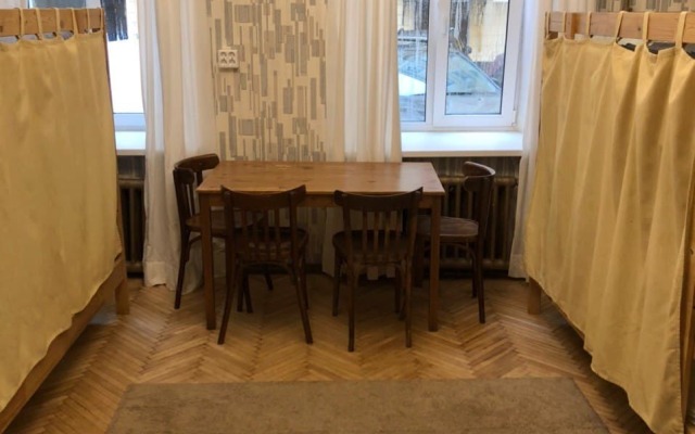 Гостевой Дом Old Flat  на 1-ой Советской