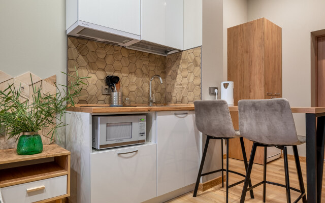 Studio 7 by Mangosteen Apartments