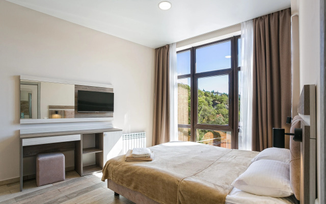 Na 3 etazhe gostevogo doma Alushtik Flat