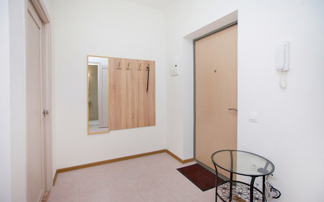 Na Obrucheva 5 Flat