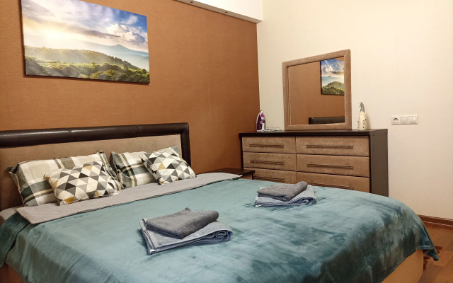 Квартира Двухкомнатная у Метро Козья Слобода