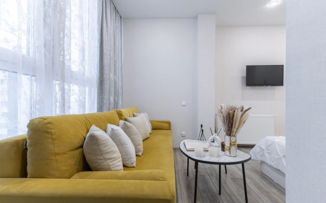 Comfort Home Na Chetaeva 43a Apartments