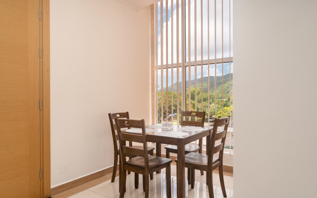 Royale Suites Luxury Apartments