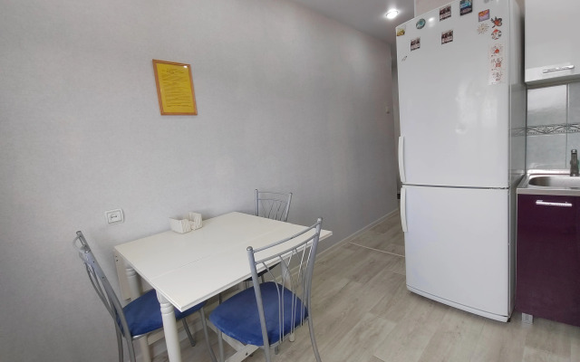 Квартира возле ТРЦ Плазма с лифтом и балконом