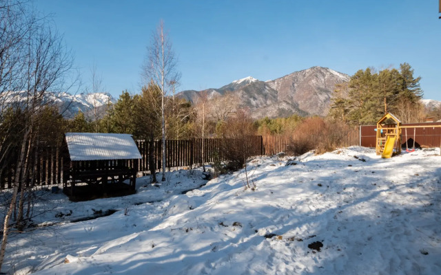 Отель Дом у реки