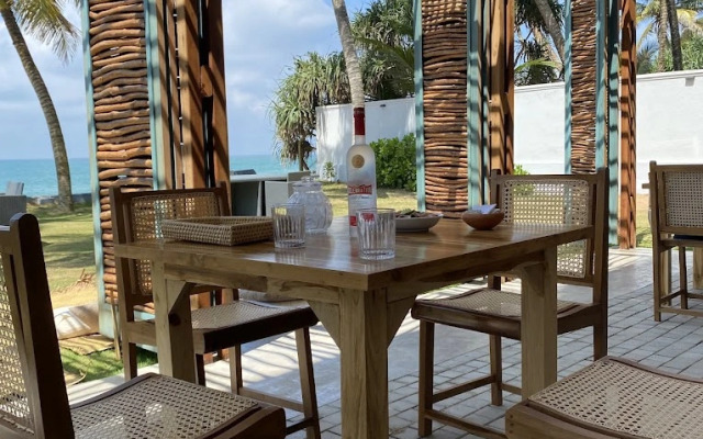 Moi Induruwa by DBI Hotel