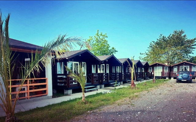 Aqua Resort Guest House