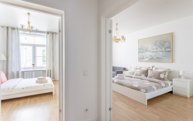 Three-Bedroom Apartment on Tverskaya