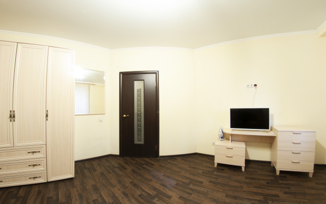 Na Fabrichnoj 9-7 Apartments