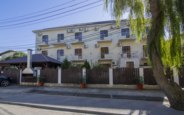 Privetlivy Dvorik Guest house
