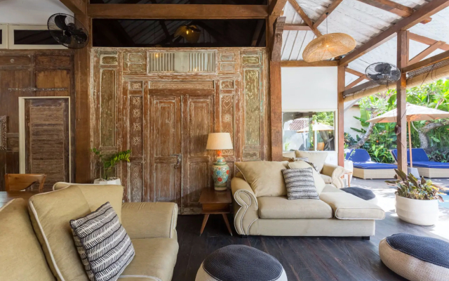 Вилла The Joglo Dream Joglo