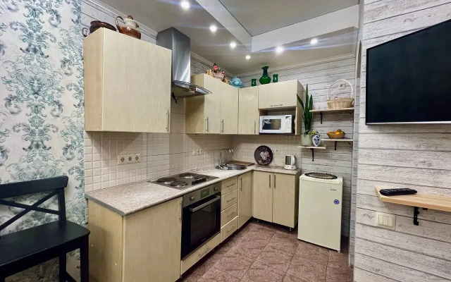 Pihtoviy sad ot akamoz Flat
