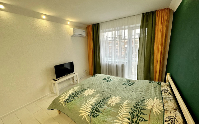 Uyutnaya Kvartira V Tsentre Goroda Flat