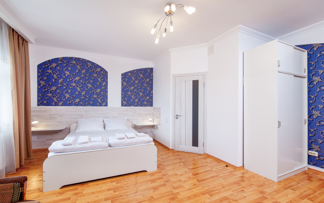 Sem'ya Guest house