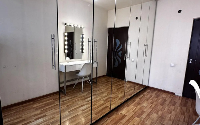 Perte House on Shinararneri 6/1 Apartments