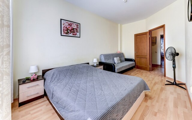 Апартаменты за Черной Речкой (4)