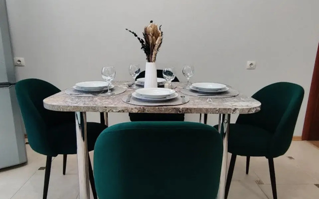 Yevrodvushka na Solnechnoy (Samara) Flat