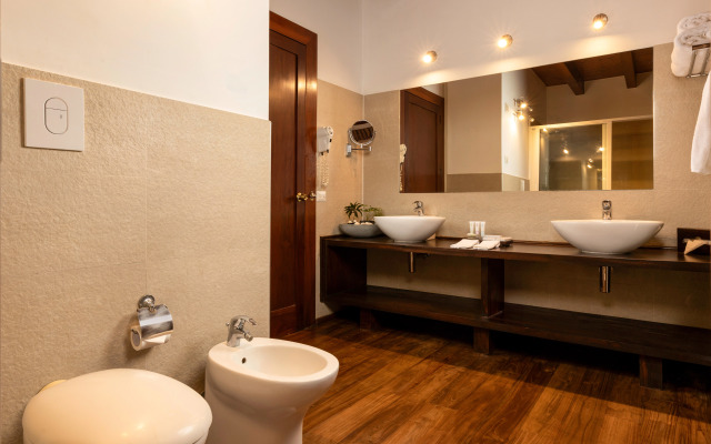 Occidental Paradise Dambulla Hotel