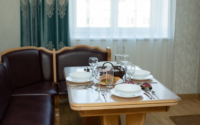 Spelaya Vishnya v Tsentre Goroda Apartment