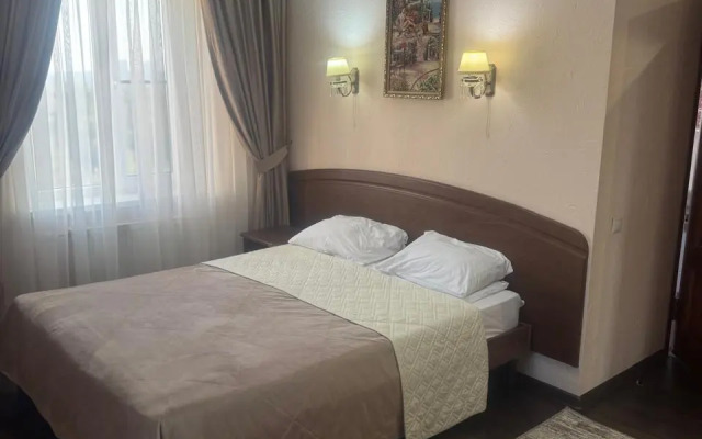 Отель Романтик