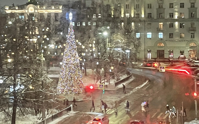 v centre s krasivym vidom iz okna Ryadom Metro i Kreml Apartments