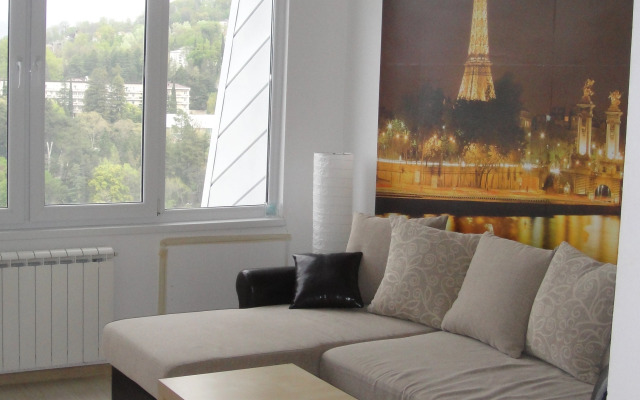 Kvartira-studiya Flat