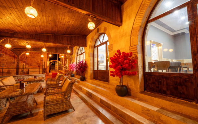 Crazy Horse Hotel