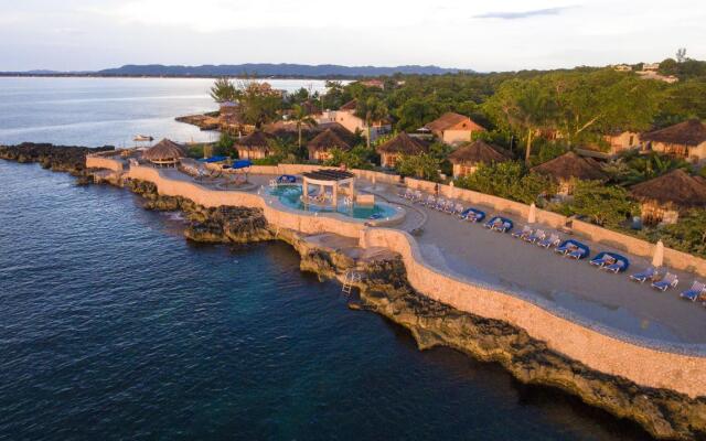 Ocean Cliff Hotel