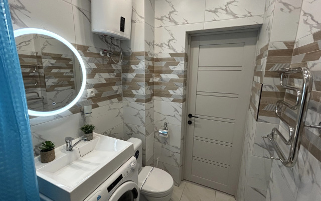 Uyutnaya kvartira v novom dome Flat