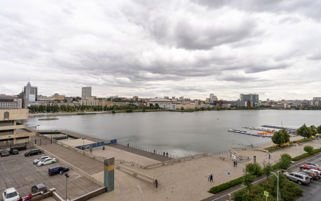 Апартаменты с Видом на Театр Камала